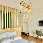 Tirana Green Apartment Τίρανα